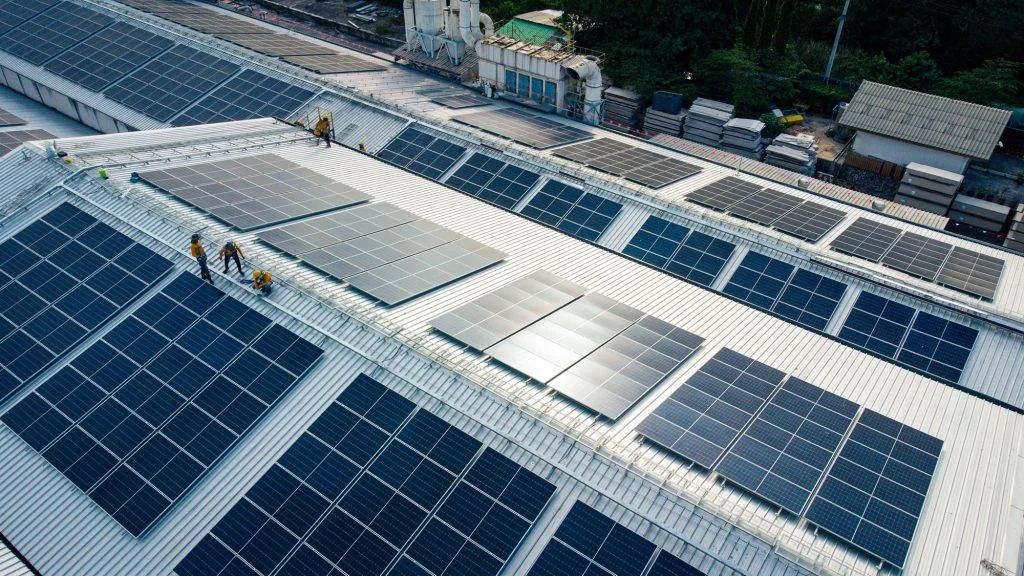 tấm pin năng lượng mặt trời rooftop C&I