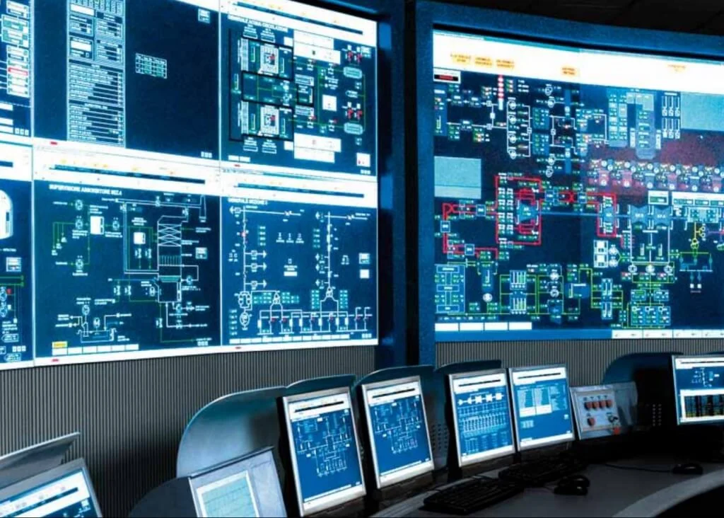 Giao diện phân tích biểu đồ xu hướng và lưu trữ dữ liệu lịch sử vận hành vòng đời dự án điện mặt trời với hệ thống SCADA